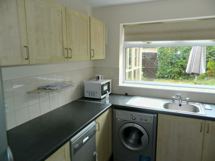 2 Bedroom Ground Maisonette To Rent In Eastfield Road, Burnham, Buckinghamshire, SL1