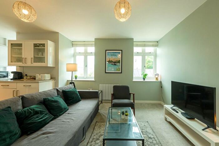 2 Bedroom Flat For Sale In Champion Court, Champion Square, Bristol, BS2