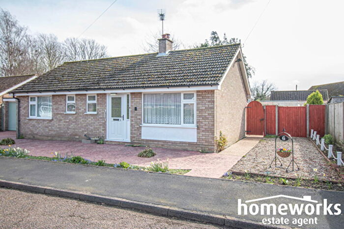 2 Bedroom Detached Bungalow For Sale In The Oaks, Gressenhall, Dereham, NR20