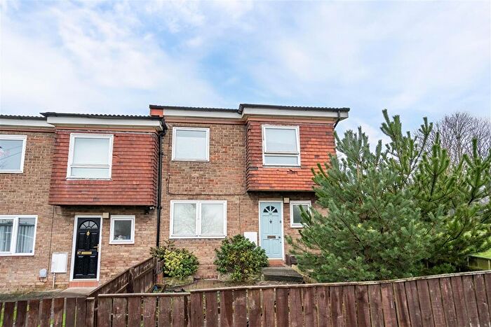 3 Bedroom End Terrace House For Sale In East Thorp, Newbiggin Hall, Newcastle Upon Tyne, NE5
