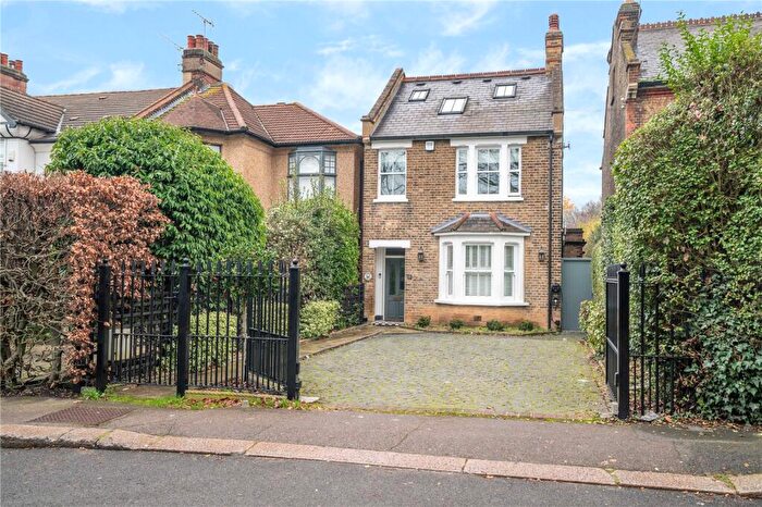 4 Bedroom Detached House For Sale In Mornington Road, Woodford Green, IG8