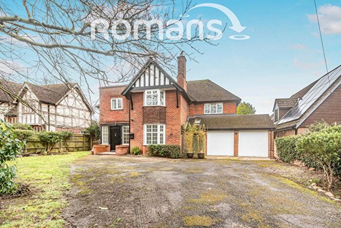 5 Bedroom Detached House To Rent In Oak Tree Road, Tilehurst, Reading, RG31