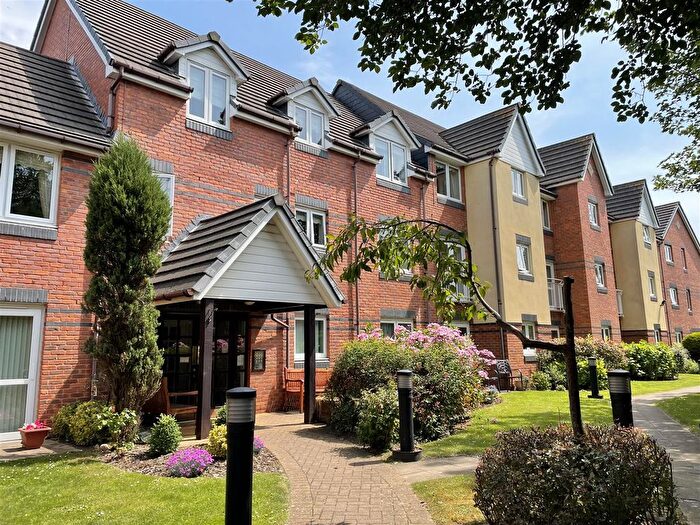 1 Bedroom Flat For Sale In Willow Bank Court, East Boldon, NE36