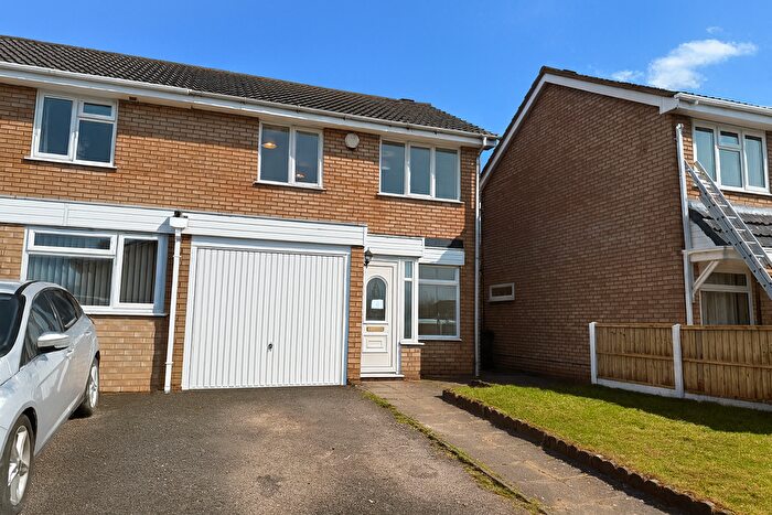3 Bedroom Property To Rent In Foxhill Close, Cannock, WS12