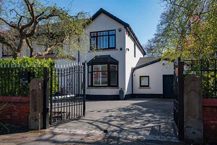 5 Bedroom Detached House For Sale In Derby Road, Formby, Liverpool, L37