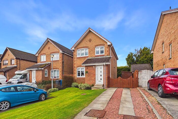 3 Bedroom Detached House For Sale In Alba Gardens, Carluke, ML8