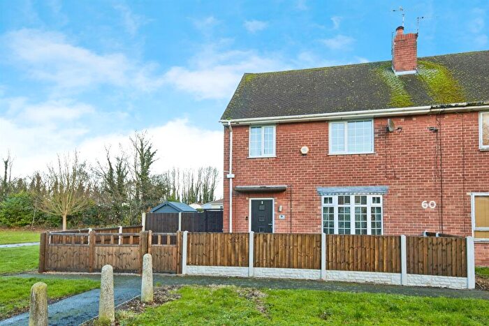 3 Bedroom Semi Detached House For Sale In Meadow Lane, Alvaston, Derby, DE24