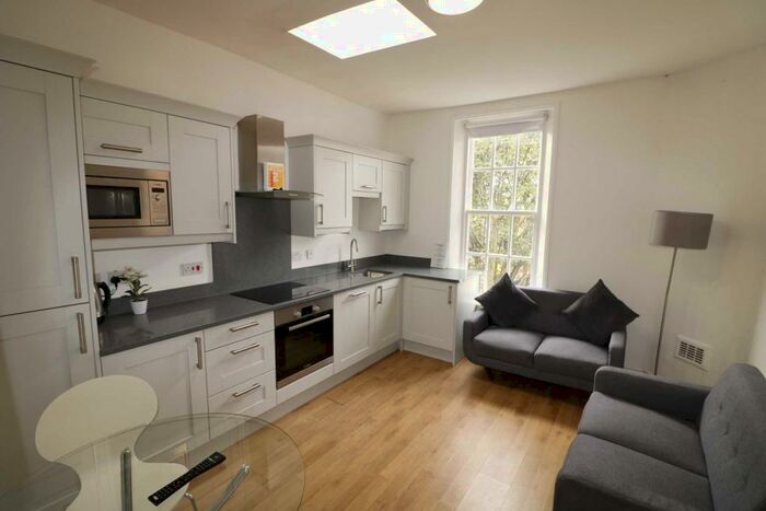 4 Bedroom Apartment To Rent In Rodney Street, Liverpool *Bills Included*, L1