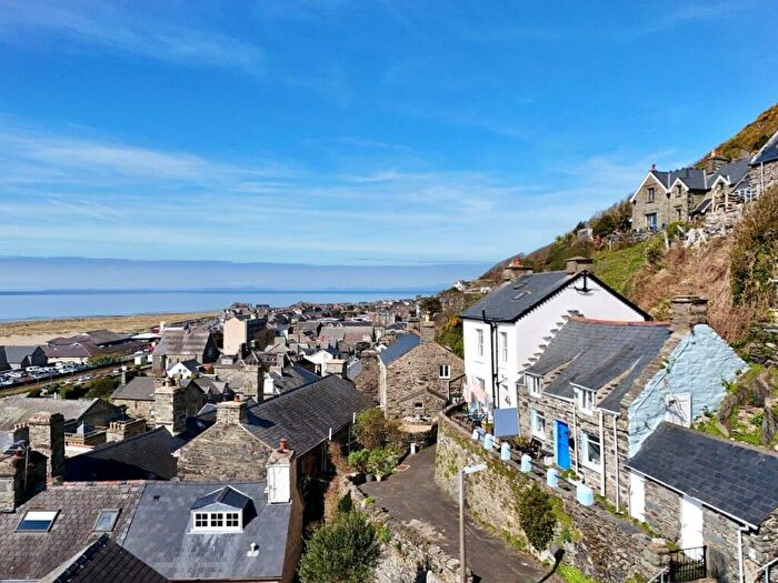 2 Bedroom Cottage For Sale In Alpha Cottage, St. Georges, Barmouth, LL42