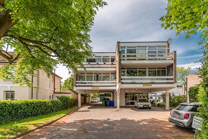 1 Bedroom Flat To Rent In Belmont Lane, , Stanmore, HA7