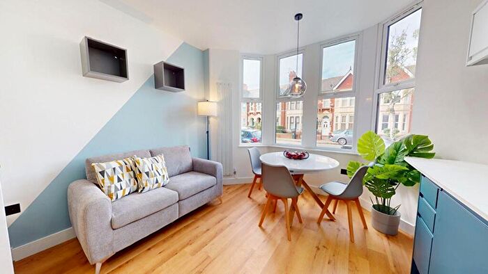 1 Bedroom Flat To Rent In Monthermer Road, Cathays, Cardiff, CF24