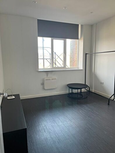 1 Bedroom Flat To Rent In Spectrum House, Apartment E Parade, Bradford, BD1