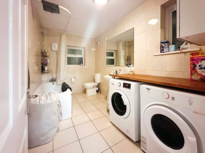 5 Bedroom Terraced House To Rent In Southampton, Hampshire, SO14