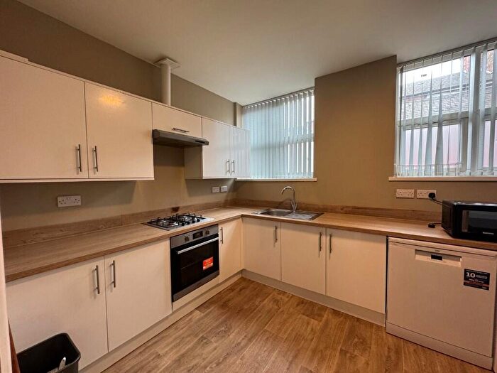 2 Bedroom House To Rent In Albert Grove, Nottingham, Nottinghamshire, NG7