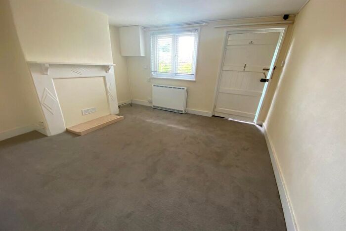 1 Bedroom House To Rent In Oakley, Basingstoke, RG23