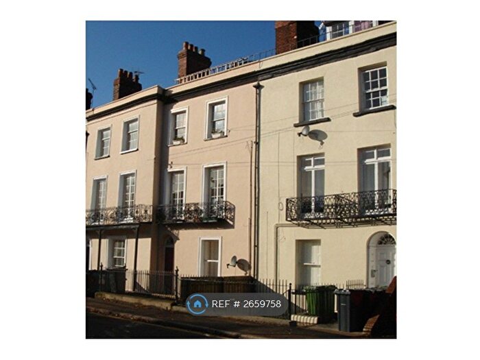 1 Bedroom Flat To Rent In Old Tiverton Road, Exeter, EX4