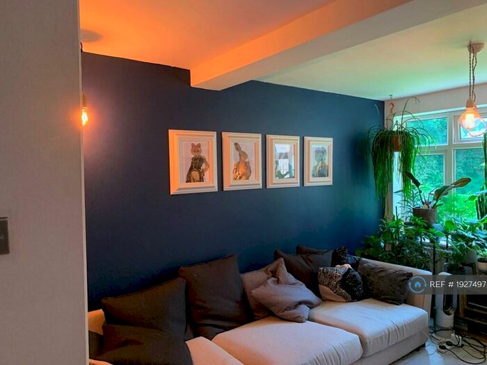 2 Bedroom Flat To Rent In Greville Lodge, London, N6