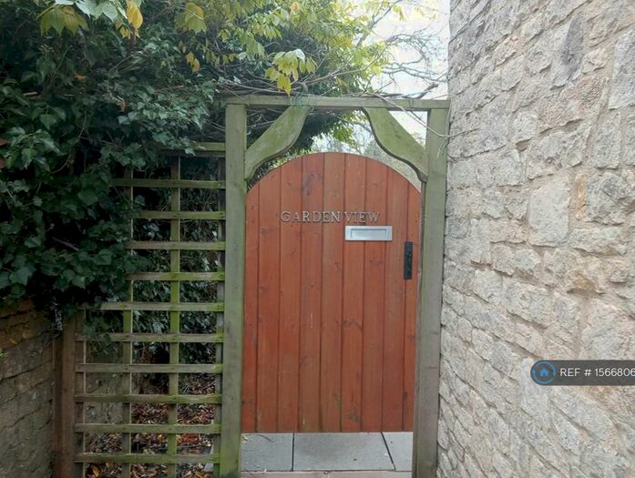 3 Bedroom Flat To Rent In Adderbury, Adderbury, OX17