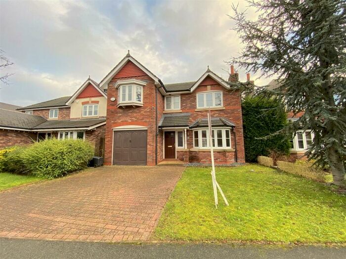 4 Bedroom House To Rent In Kingsbury Drive, Wilmslow, Cheshire, SK9