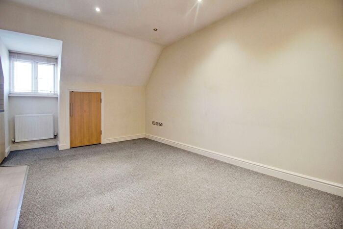 1 Bedroom Flat To Rent In Swindon Street, Highworth, SN6