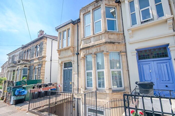 1 Bedroom Flat For Sale In Garden Flat Elton Road, Bishopston, Bristol, BS7