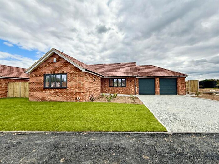 3 Bedroom Bungalow For Sale In Seago Close, Ludham, NR29