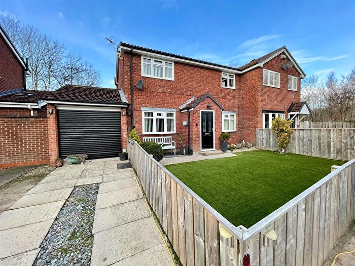 3 Bedroom Semi Detached House For Sale In Botham Grove, Darlington, DL3