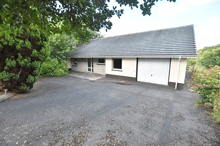 3 Bedroom Bungalow For Sale In Penrhiwllan, Llandysul, SA44