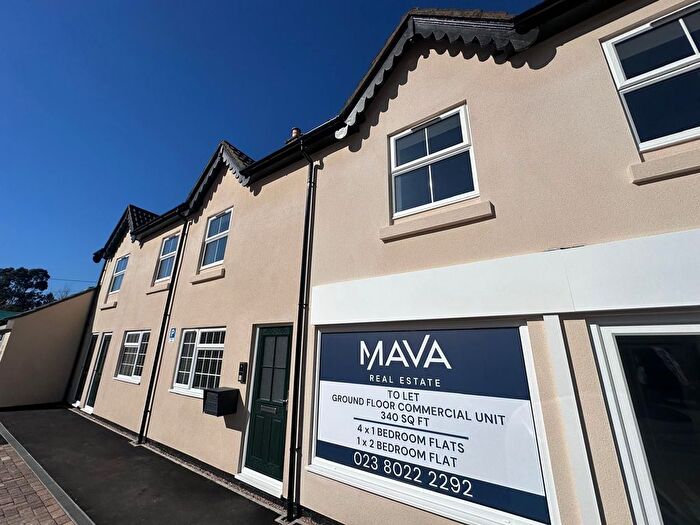 1 Bedroom Flat To Rent In High Street, Hamble, Southampton, SO31