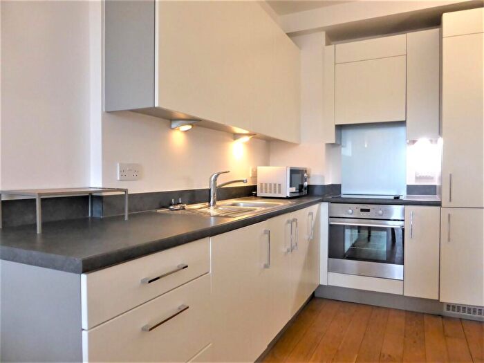 1 Bedroom Flat To Rent In Brighton Belle -, P13