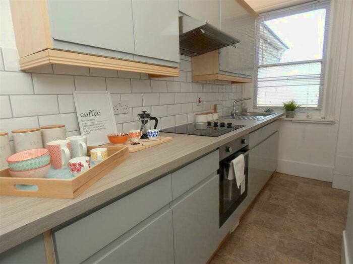 1 Bedroom Flat To Rent In Adrian Square, Westgate-On-Sea, CT8