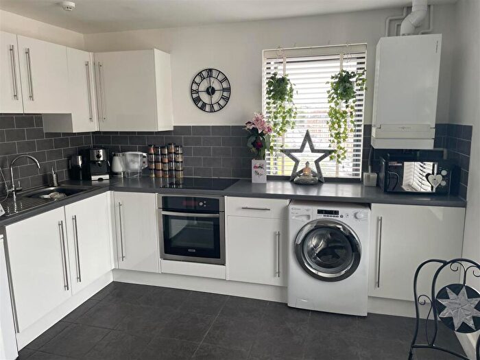 2 Bedroom Flat To Rent In Millbrook Street, Cheltenham, GL50