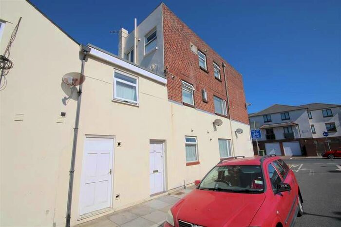 1 Bedroom Flat To Rent In Devonshire Square, Southsea, PO4