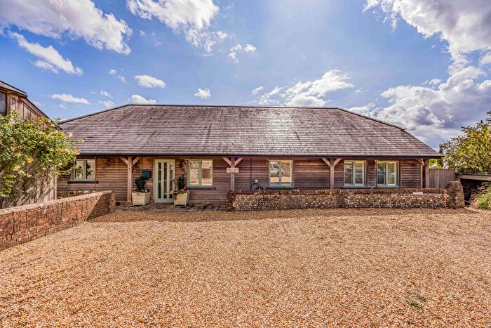 4 Bedroom Detached House For Sale In Blendworth, Hampshire, PO8