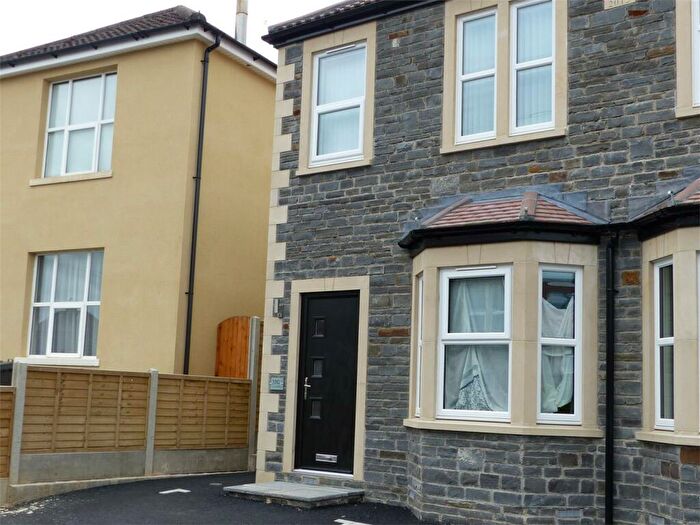 1 Bedroom Apartment To Rent In Ducie Road, Staple Hill, Bristol, BS16