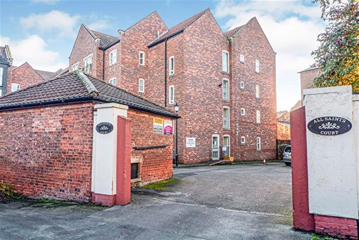 1 Bedroom Flat To Rent In All Saints Court, Market Weighton, YO43