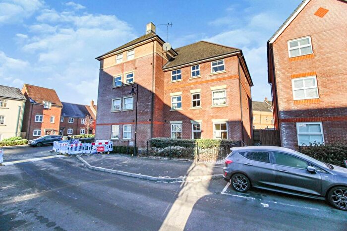 2 Bedroom Apartment To Rent In Marbeck Close, Swindon, SN25