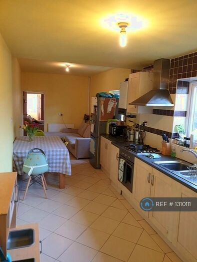 5 Bedroom Terraced House To Rent In Highbury Road, Birmingham, B14