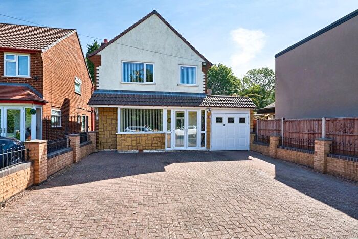 3 Bedroom Detached House For Sale In Hall Lane, Walsall Wood, West Midlands, WS9