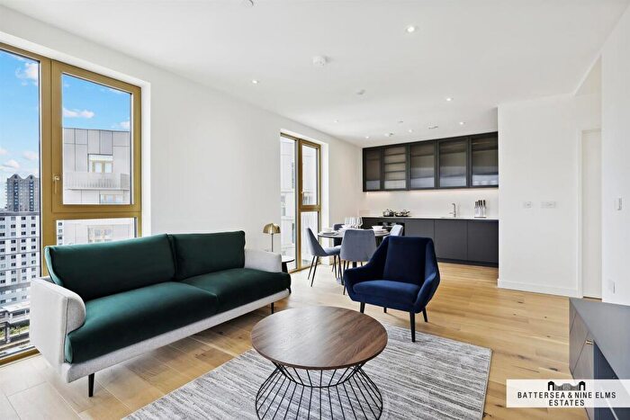 2 Bedroom Apartment To Rent In East Apartments, Heart Of Hale, N17