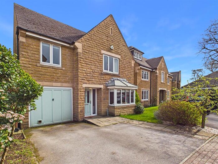 4 Bedroom Detached House For Sale In Kensington Chase, Lodge Moor, Sheffield, S10