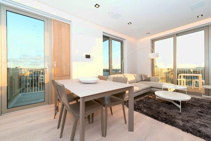 1 Bedroom Flat To Rent In Chatsworth House, One Tower Bridge, Tower Bridge, SE1