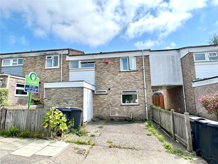 4 Bedroom End Of Terrace House For Sale In Downs Road, Canterbury, Kent, CT2