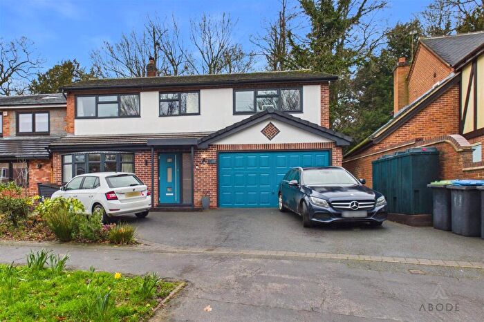 4 Bedroom Detached House For Sale In Park Crescent, Doveridge, Derbyshire, DE6