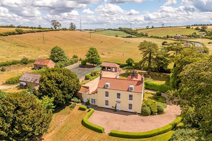 7 Bedroom Detached House For Sale In Cabourne, Market Rasen, LN7