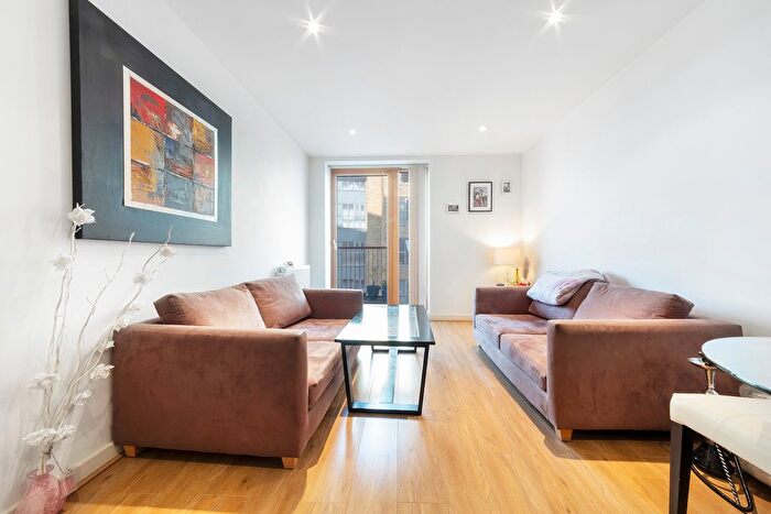 1 Bedroom Flat To Rent In Bath House, Arboretum Place, Barking, IG11