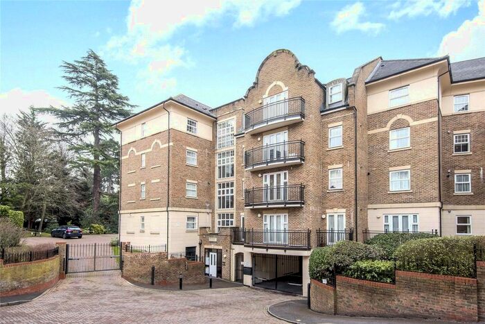 2 Bedroom Flat To Rent In The Huntley, Carmelite Drive, Reading, Berkshire, RG30