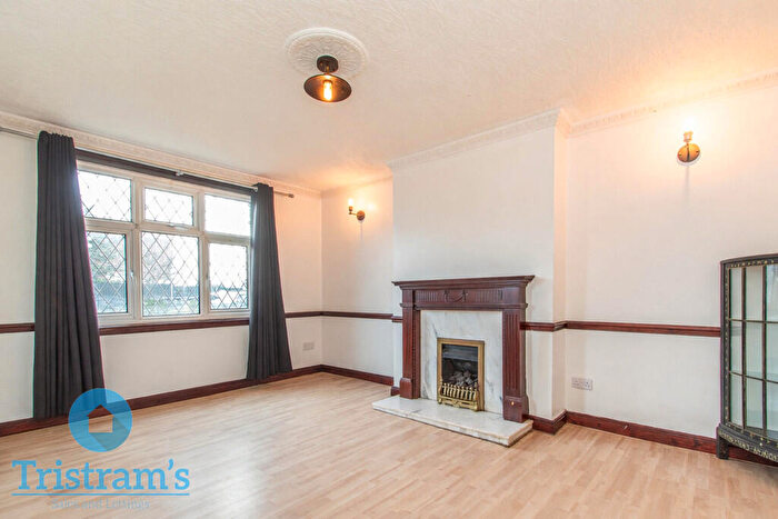 2 Bedroom Semi-Detached House To Rent In Ravensworth Road, Nottingham, NG6