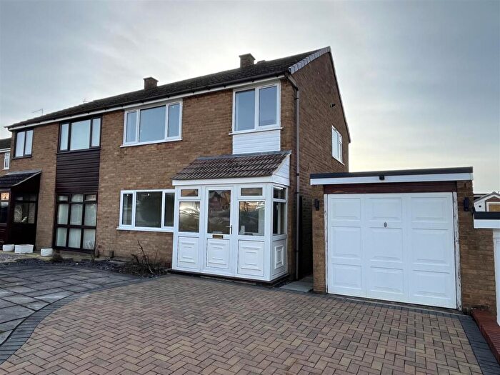 3 Bedroom Semi Detached House To Rent In Redruth Avenue, Little Hill, Wigston, LE18