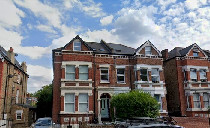 Studio To Rent In Thurlow Park Road, Tulse Hill, SE21